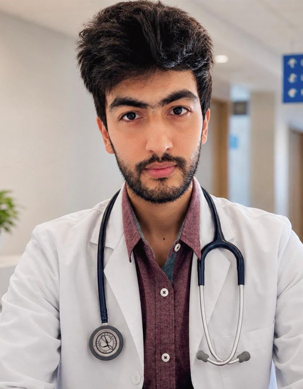 Dr. Dinesh Kolli | Best Pulmonologist in Hyderabad | Lung Specialist